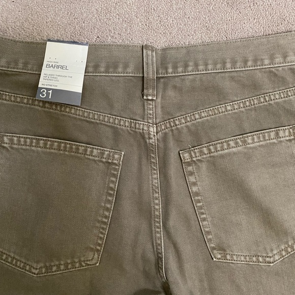 GAP Women’s High Rise Barrel - Picture 8 of 11